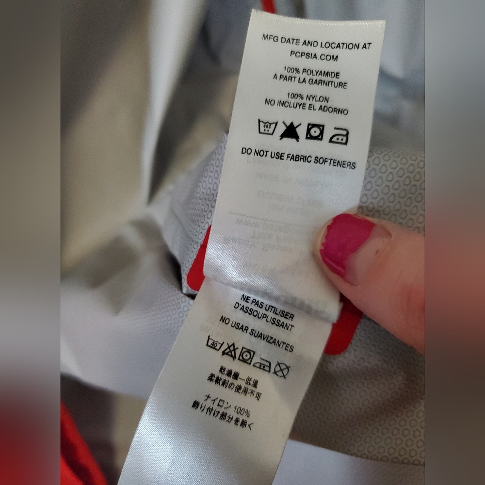 Patagonia Womens Torrentshell Raincoat - Picture 9 of 12